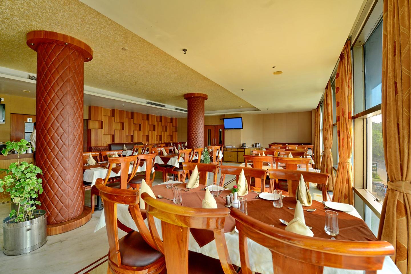 The Sojourn Hotel Kolkata Restaurant