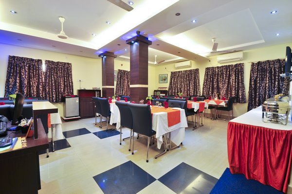 Metropolis Inn Hotel Kolkata Restaurant