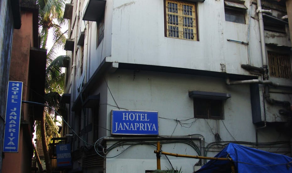 Janapriya Hotel Kolkata