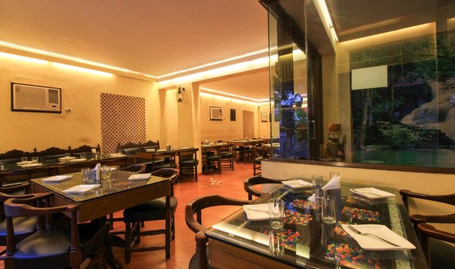 Second House Guest House Kolkata Restaurant