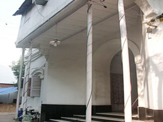 Neelam Hotel Kolkata